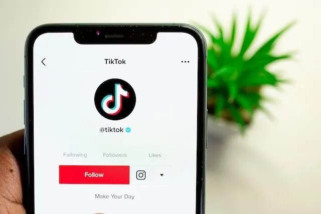 Why wont tiktok let me follow people