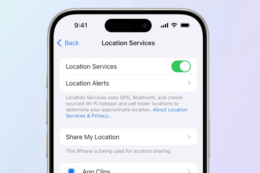 how to pause location on find my iphone