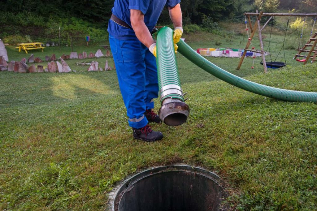 septic tank cleaning services