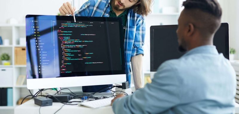 Essential Skills to Become a Software Developer
