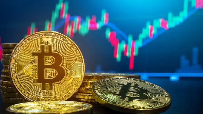 Bitcoin vs New Coins